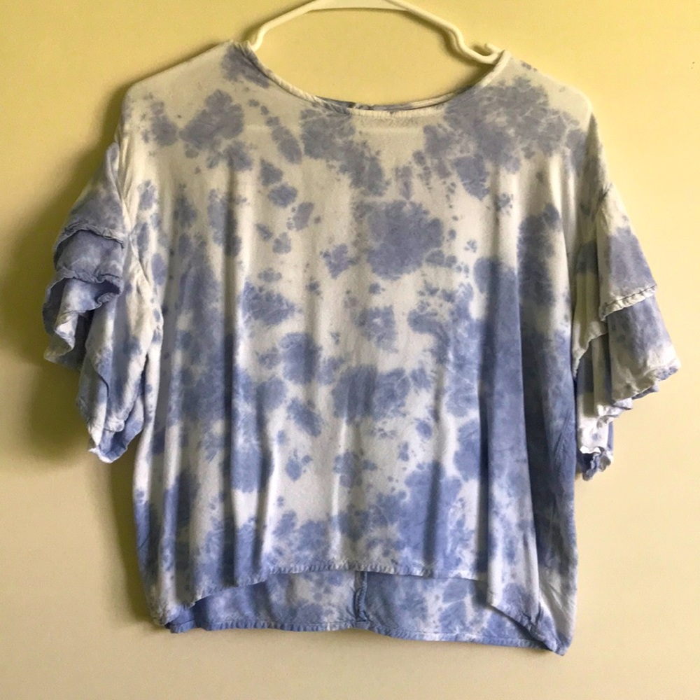 Blue tie dye top